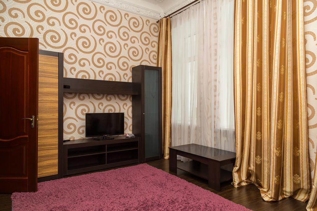 Apartment Mala Zhytomyrska 16 Kiev Bagian luar foto