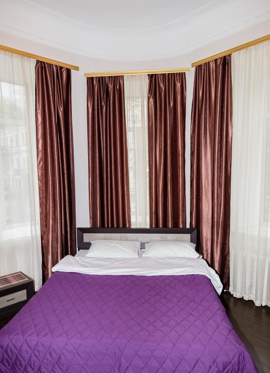Apartment Mala Zhytomyrska 16 Kiev Bagian luar foto